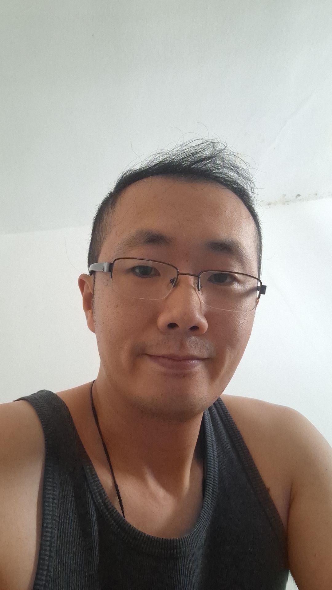 Profil de Souhayb, 36 ans, Escort gay à Saillon
