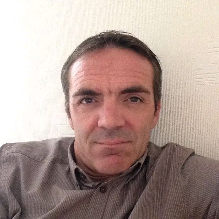 Profil de Colomban, 48 ans, Escort gay à Chenaux
