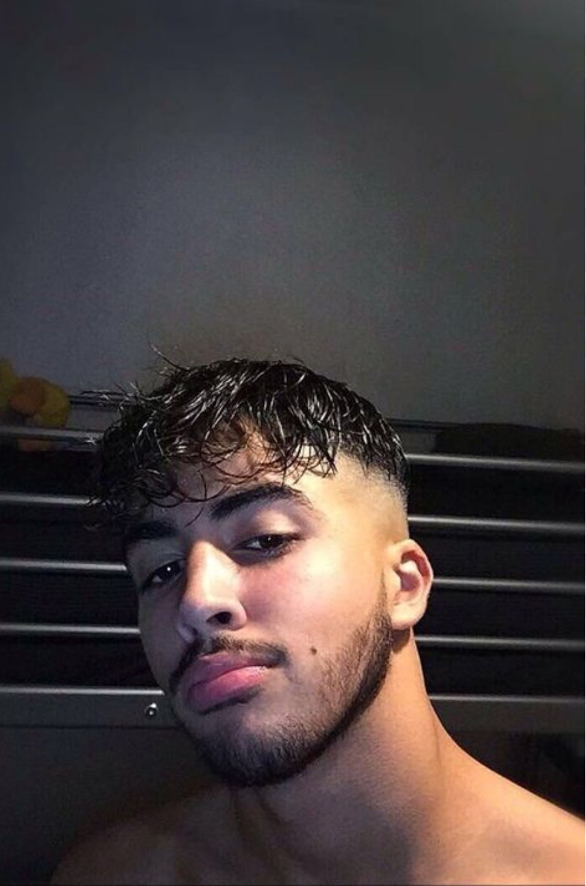 Profil de Rwan, 21 ans, Escort gay à Wängi