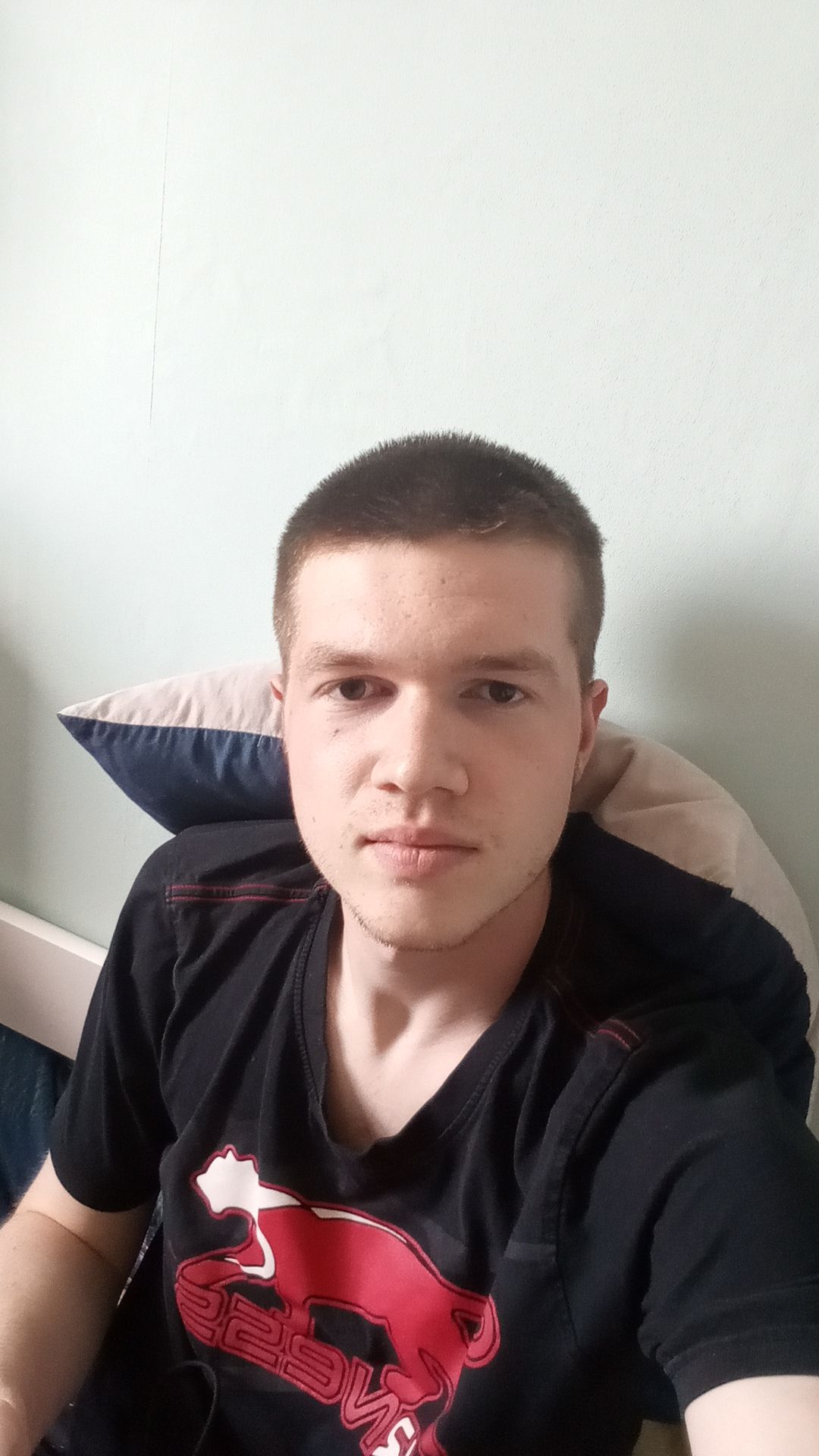 Profil de Issaga, 23 ans, Escort gay à Dorf