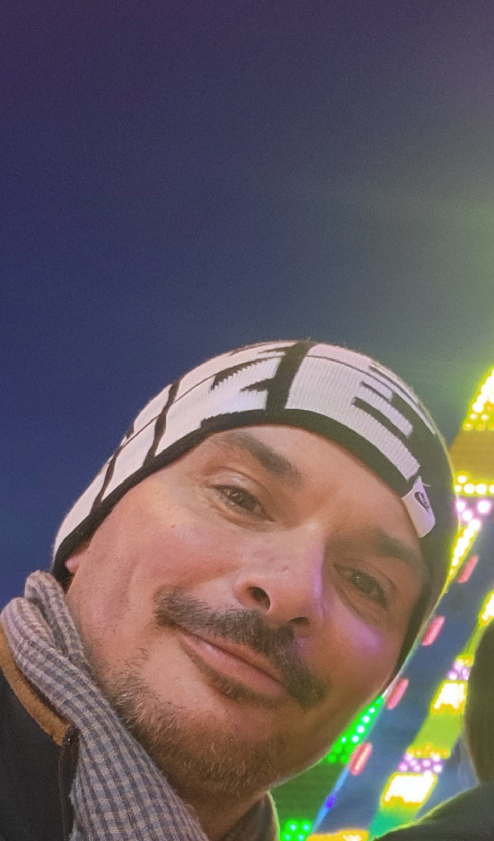 Profil de Aro, 40 ans, Escort gay à Bondo