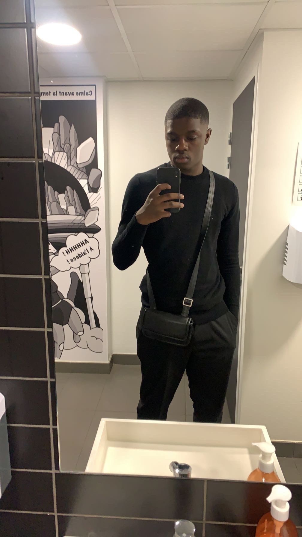 Profil de Angelbert, 23 ans, Escort gay à Utzigen