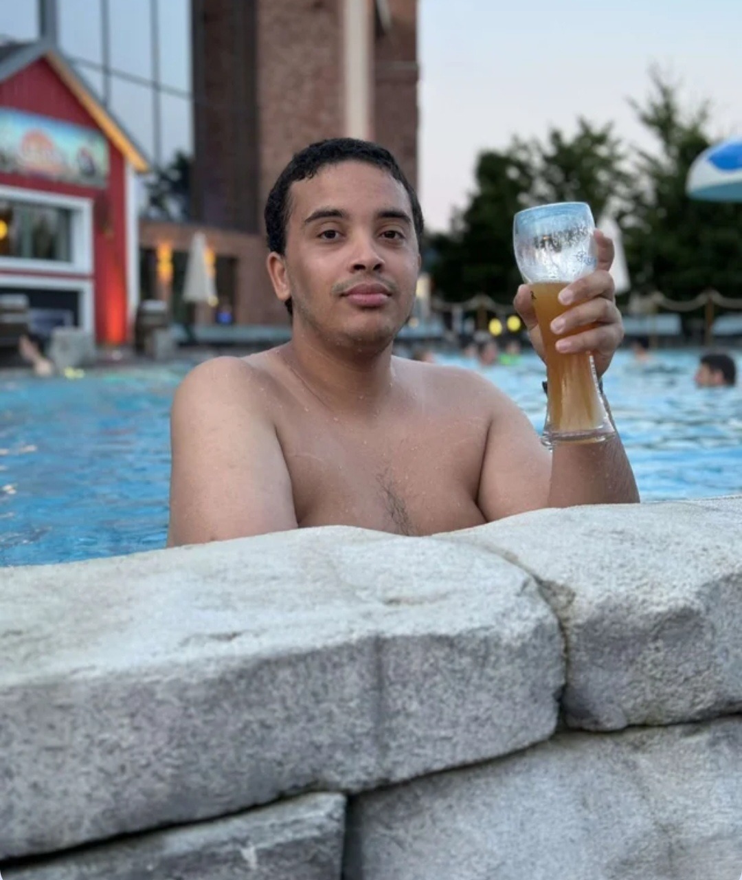 Profil de Soan, 24 ans, Escort gay à Rivaz