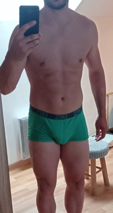 Profil de Alfredo, 39 ans, Escort gay à Messen