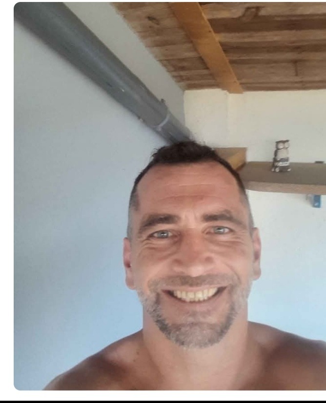 Profil de Mamadi, 44 ans, Escort gay à Vicosoprano