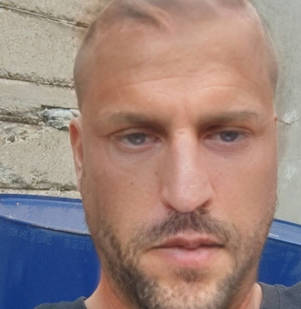 Profil de Kalis, 48 ans, Escort gay à Mörigen