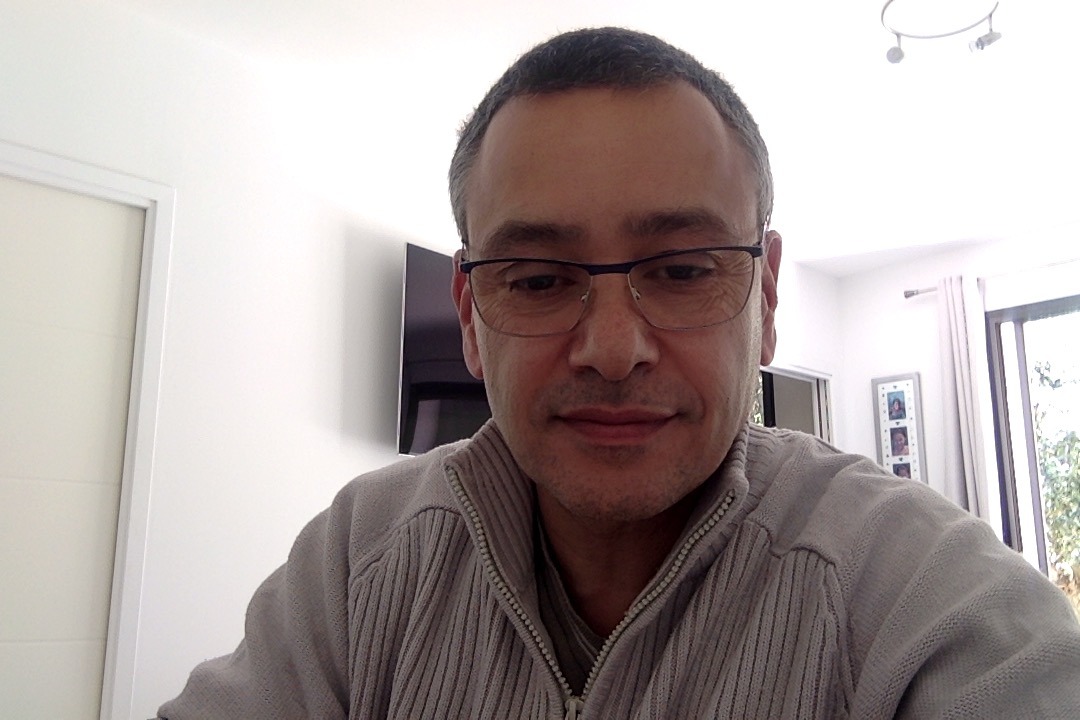 Profil de Joanny, 55 ans, Escort gay à Malix