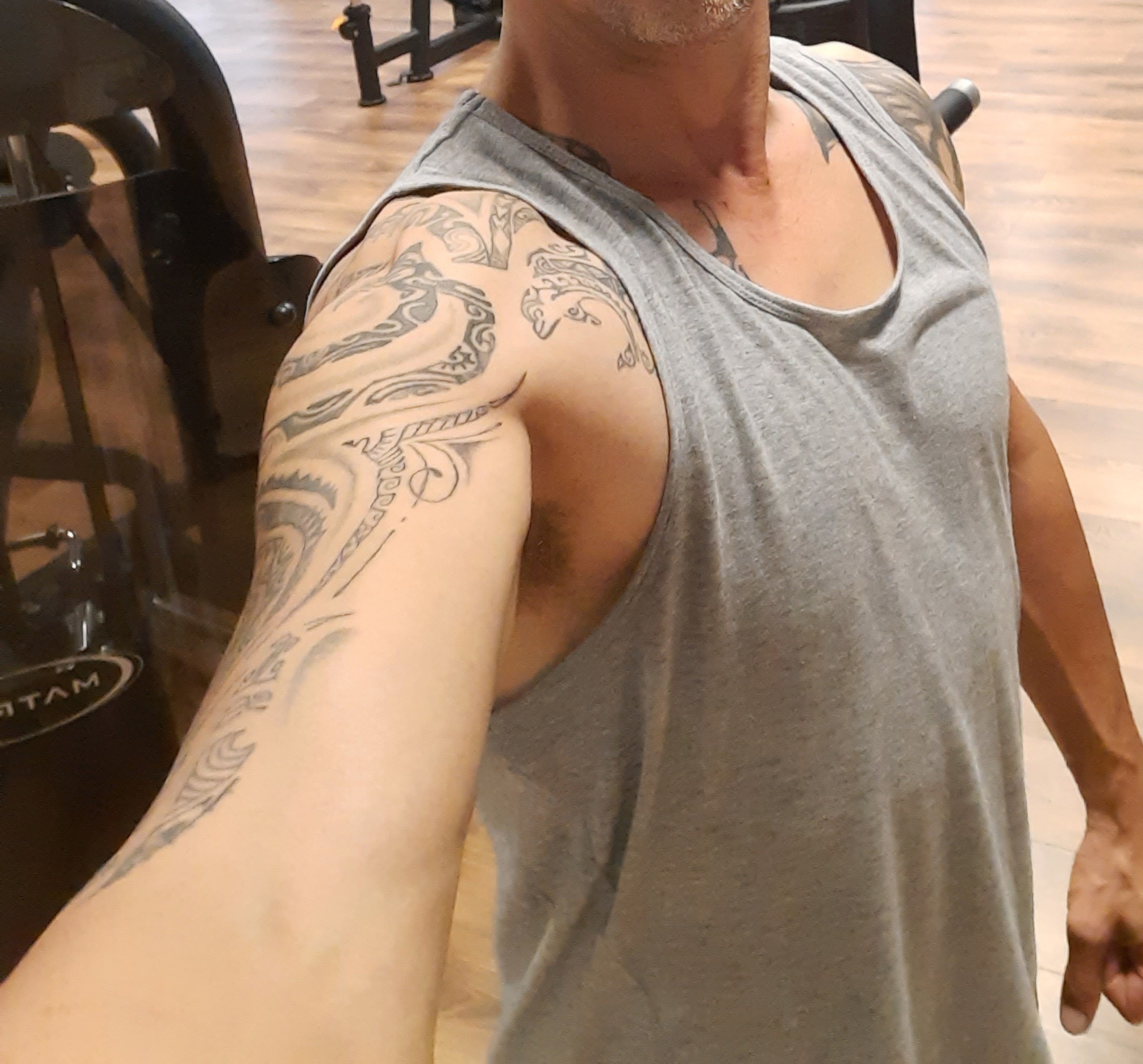 Profil de Jean-stephan, 41 ans, Escort gay à Hintermoos