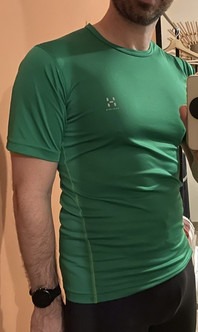 Profil de Béranger, 42 ans, Escort gay à Oey