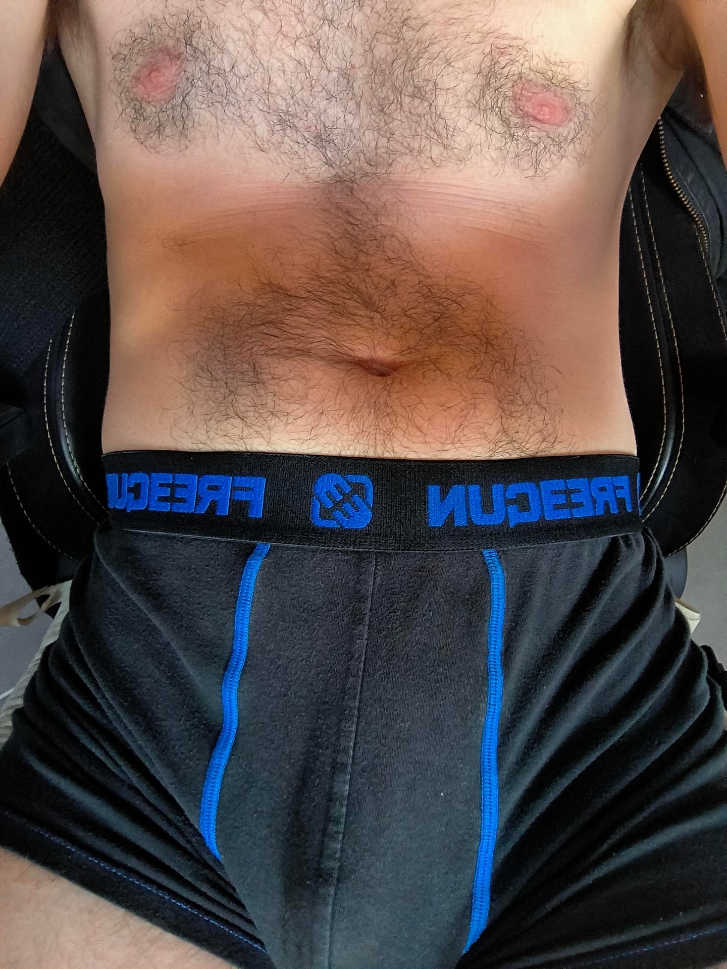 Profil de Soig, 40 ans, Escort gay à Gy