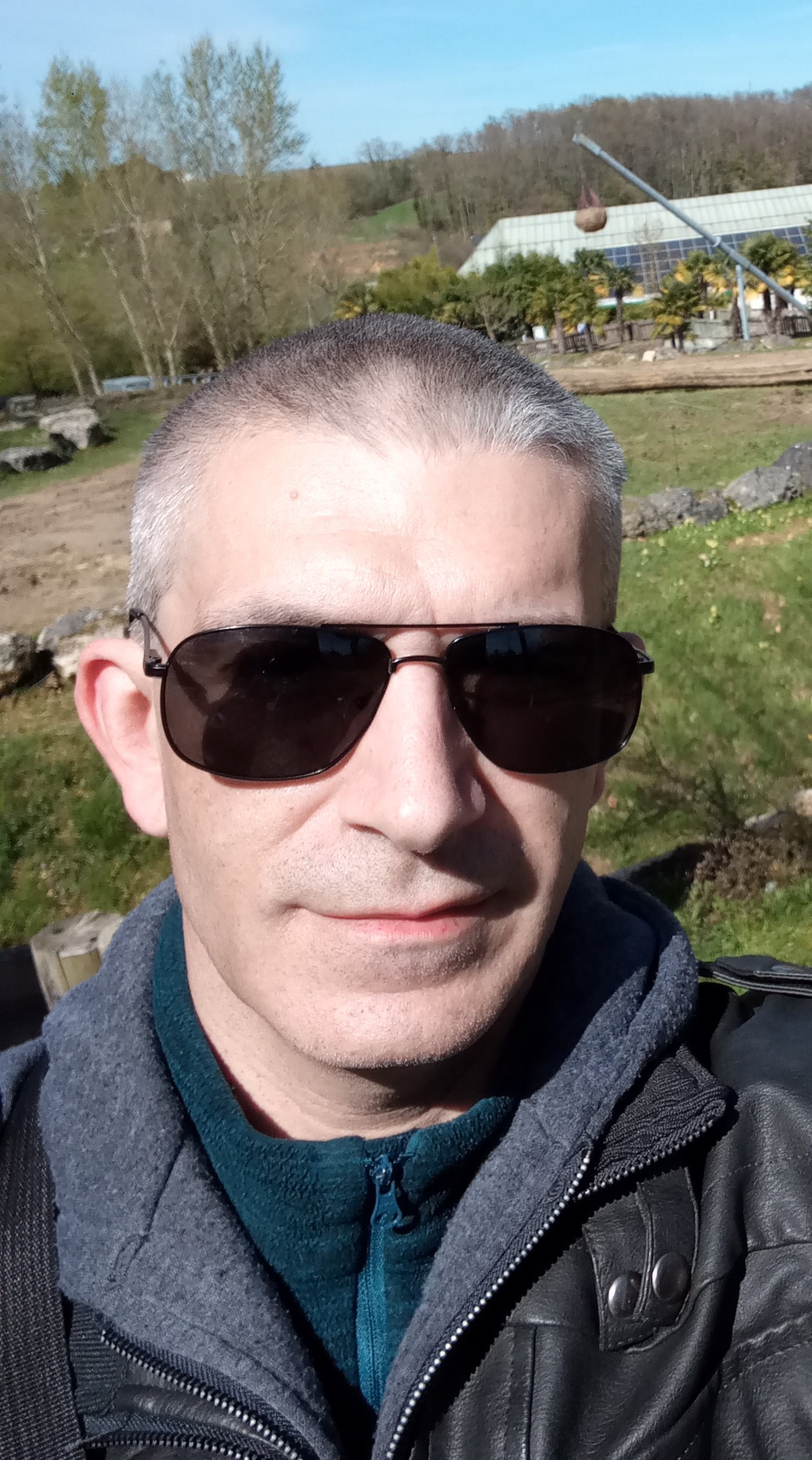 Profil de Yaniss, 46 ans, Escort gay à Axalp