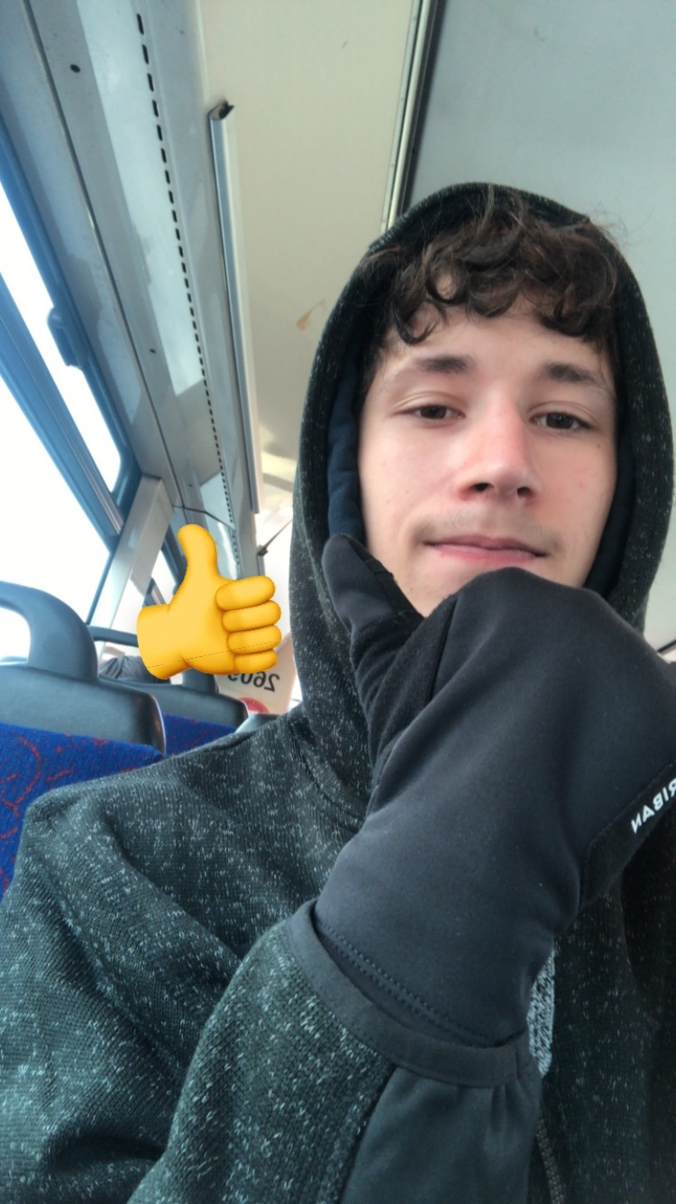 Profil de Nilan, 19 ans, Escort gay à Netstal