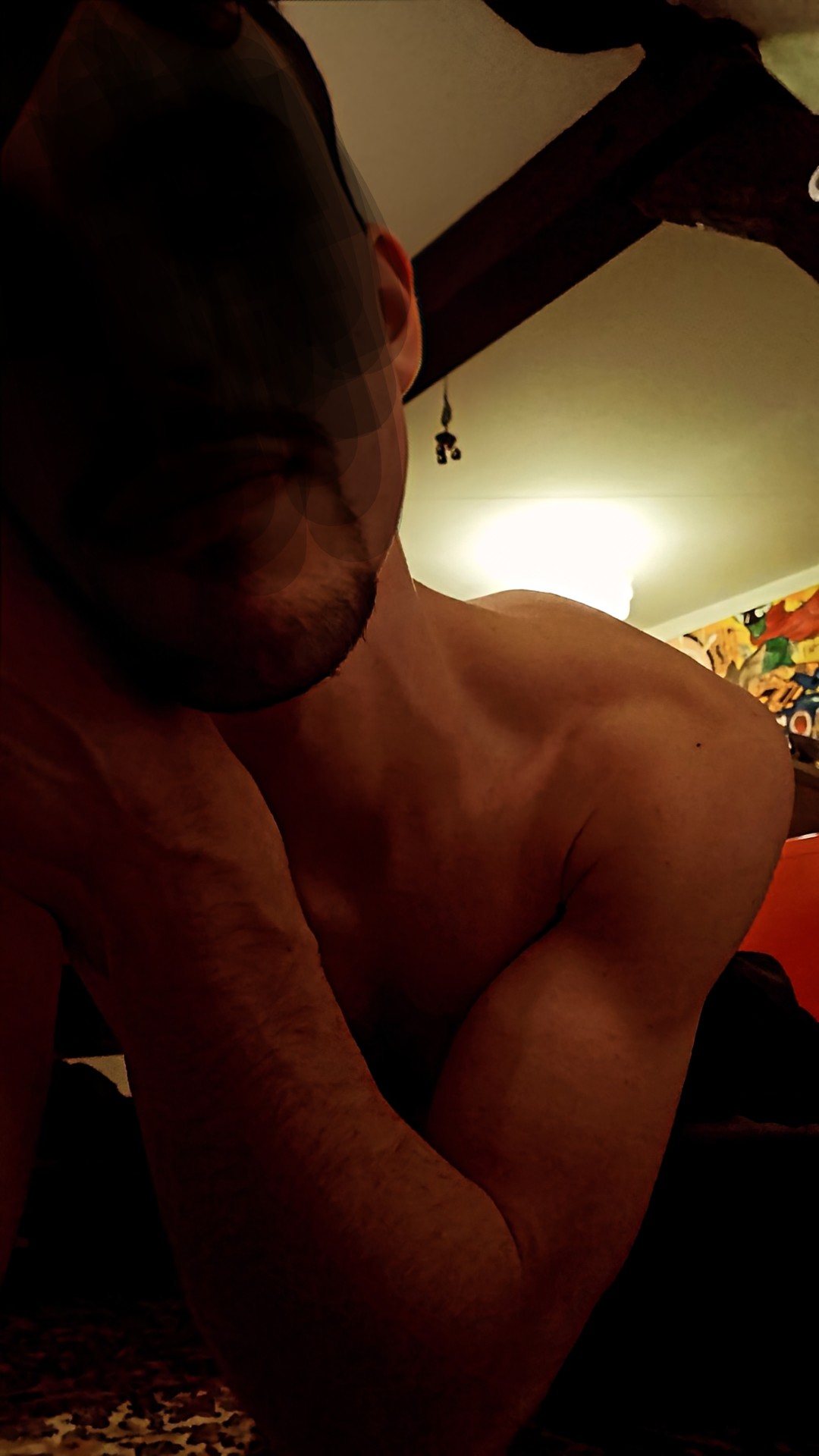 Profil de Rosemain, 25 ans, Escort gay à Elgg