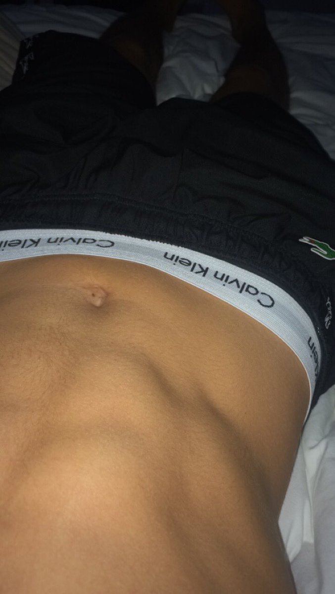 Profil de Hendy, 23 ans, Escort gay à Prêles
