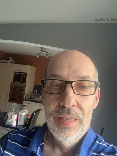 Profil de Douglas, 55 ans, Escort gay à Eppenberg
