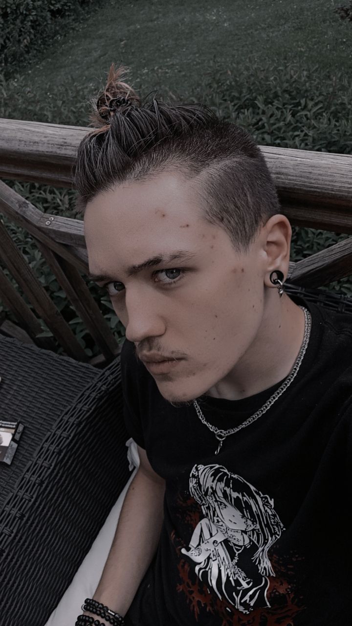 Profil de Orel, 20 ans, Escort gay à Stoos SZ