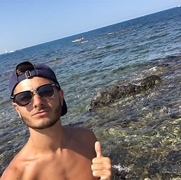 Profil de Yvan, 22 ans, Escort gay à Uezwil