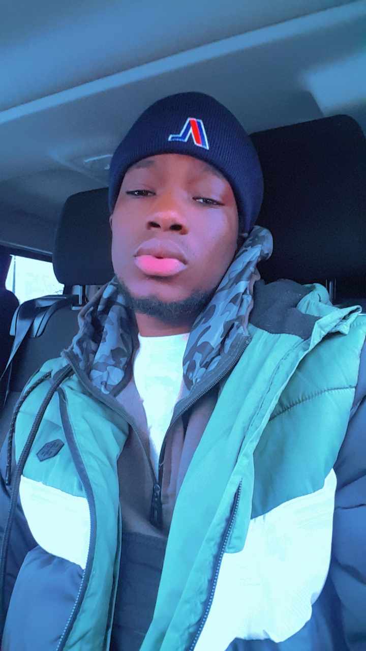 Profil de Rodrigue, 25 ans, Escort gay à Schüpbach
