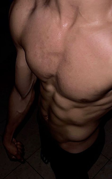 Profil de Irvin, 19 ans, Escort gay à Cornol