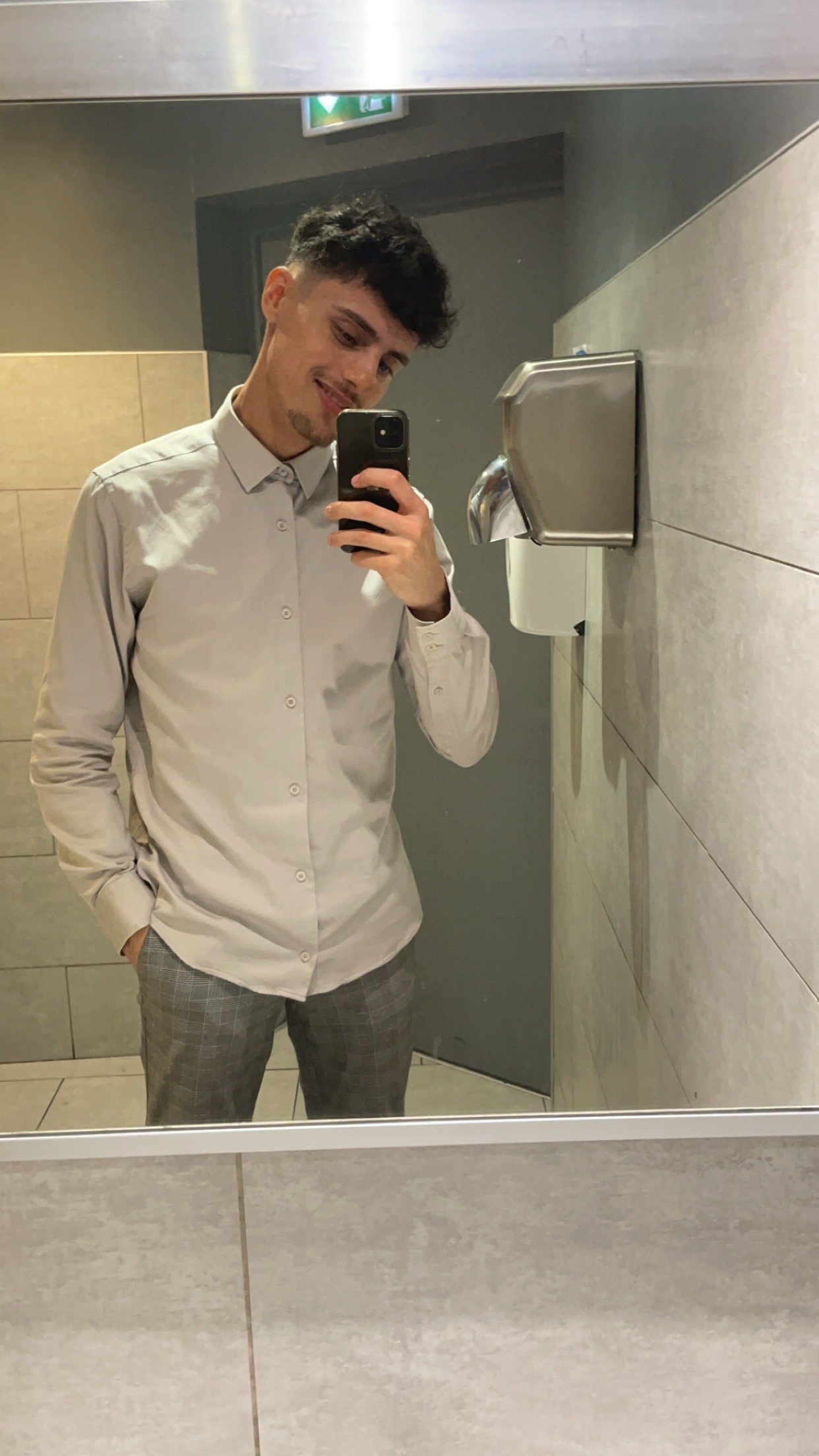 Profil de Itamar, 26 ans, Escort gay à Cernier