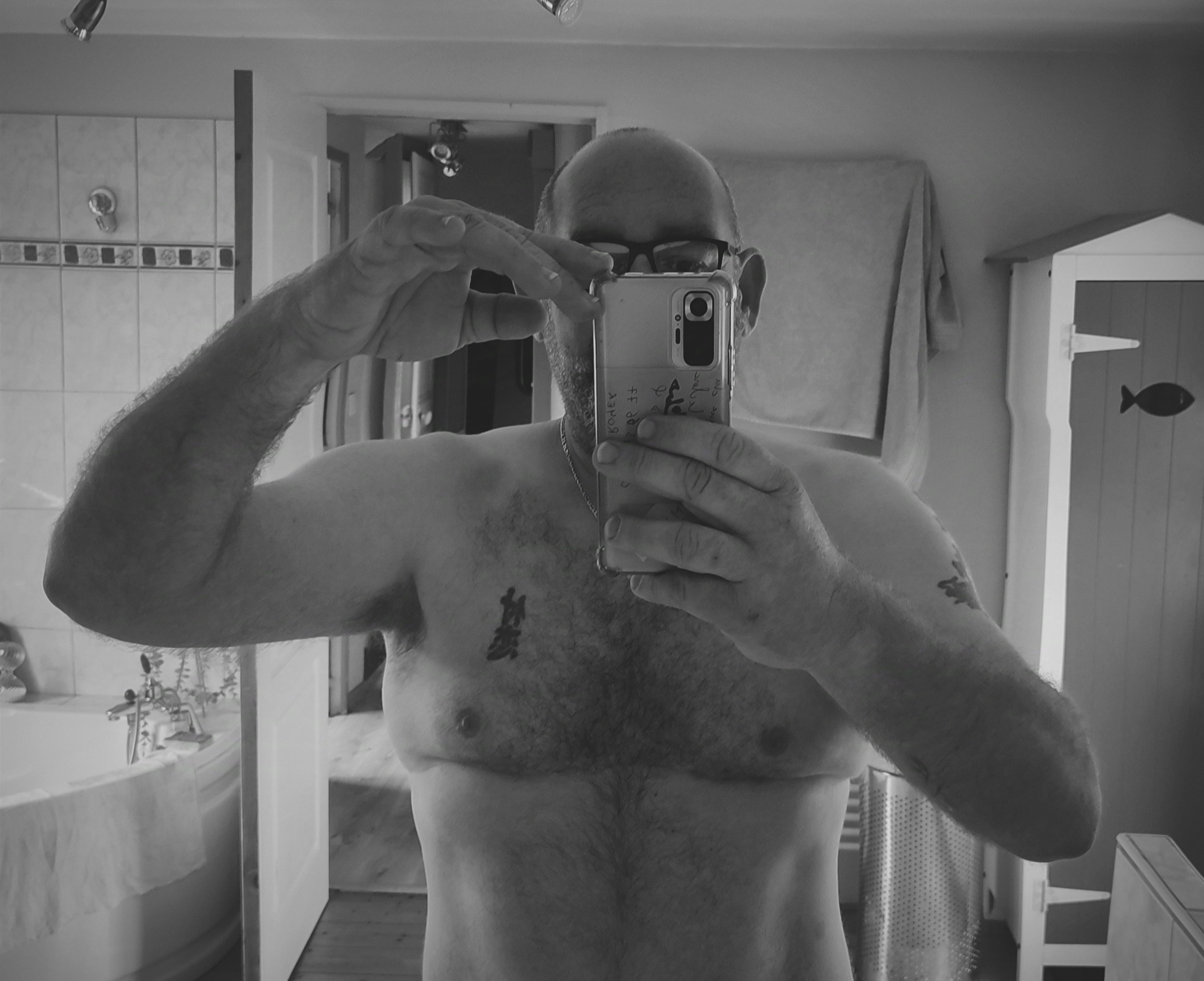 Profil de Saül, 48 ans, Escort gay à Wavre