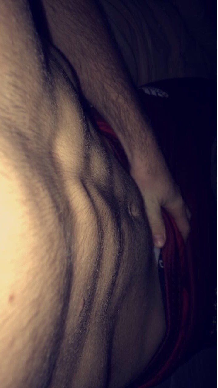 Profil de Montassar, 26 ans, Escort gay à Vicosoprano
