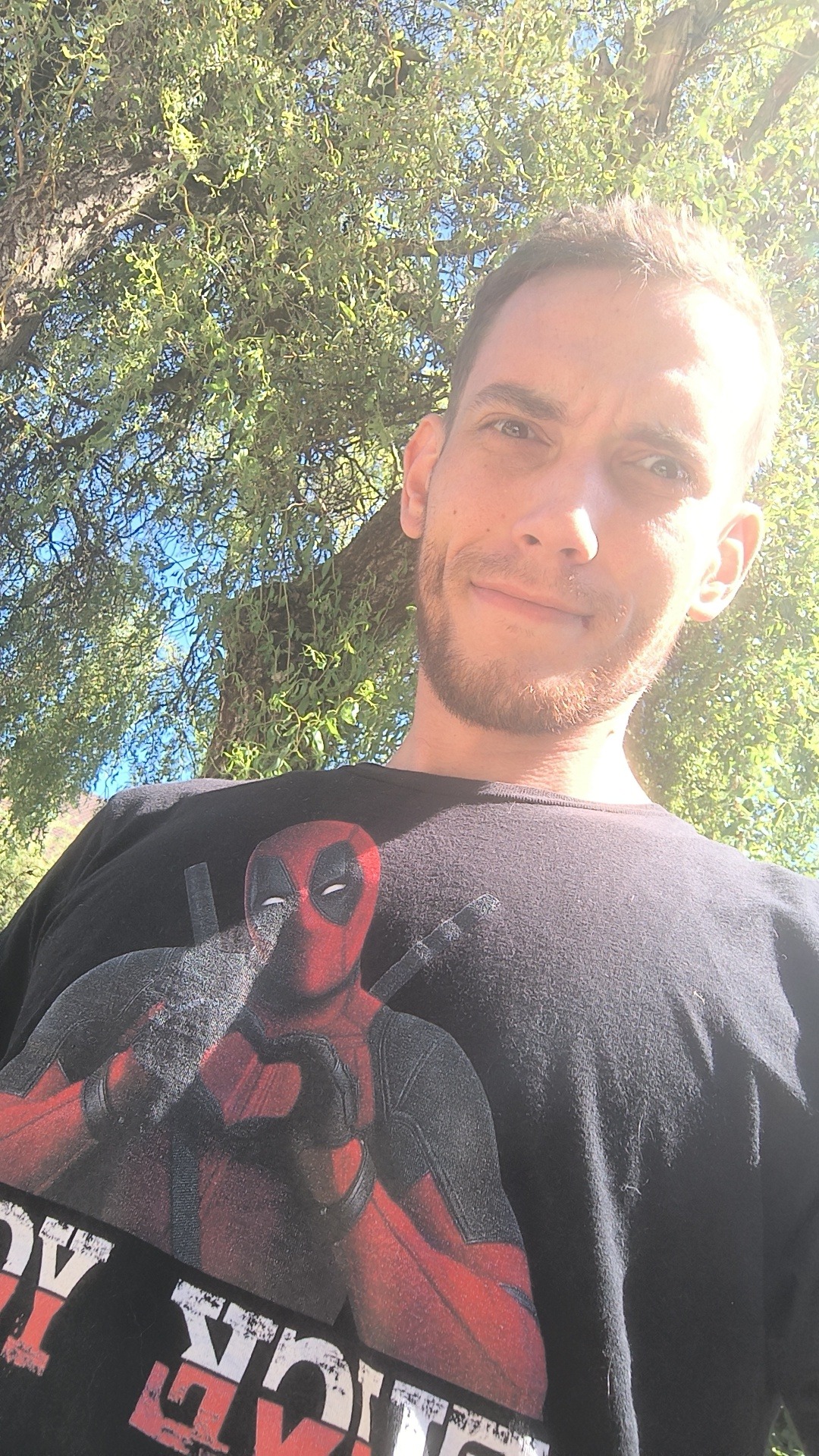 Profil de Awad, 32 ans, Escort gay à Epesses