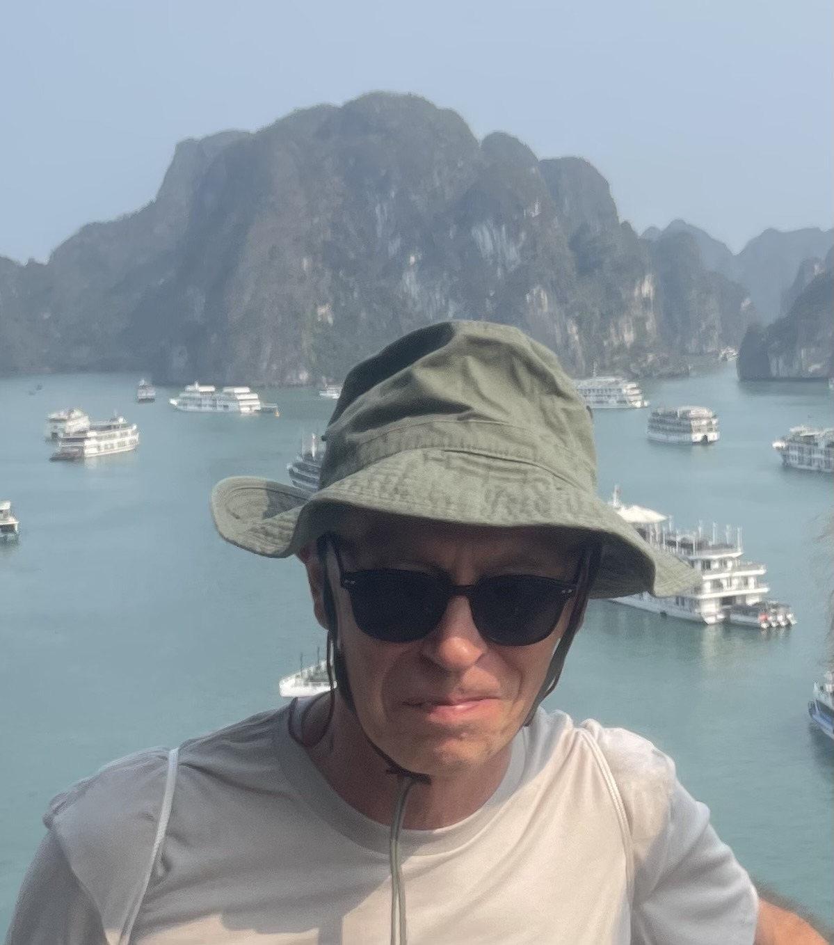 Profil de Chen, 55 ans, Escort gay à Rossa