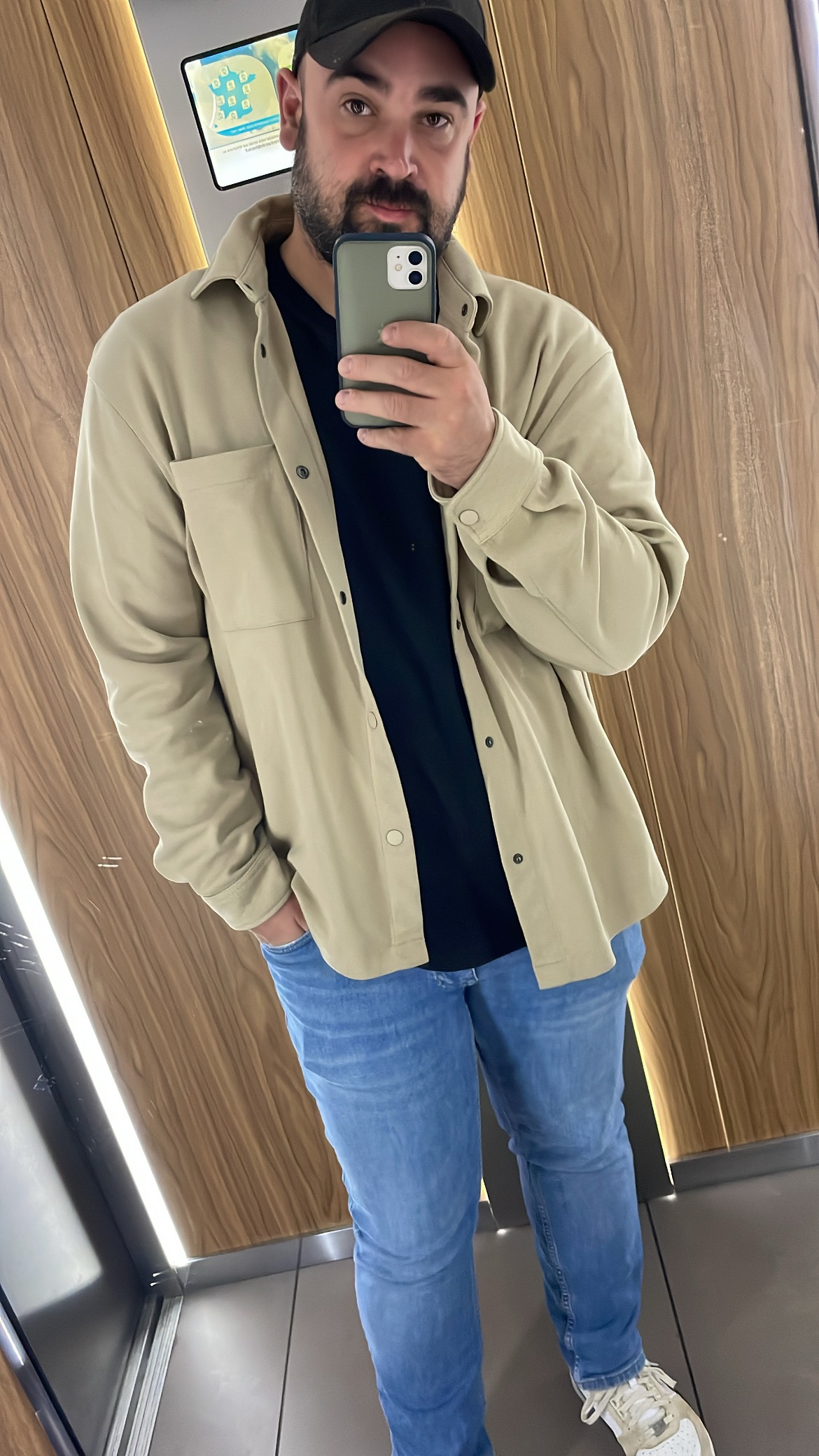 Profil de Abdesselem, 32 ans, Escort gay à Cernier