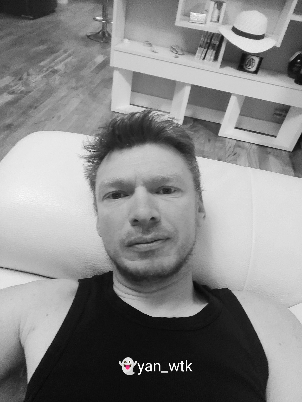 Profil de Abdelwahab, 39 ans, Escort gay à Perroy
