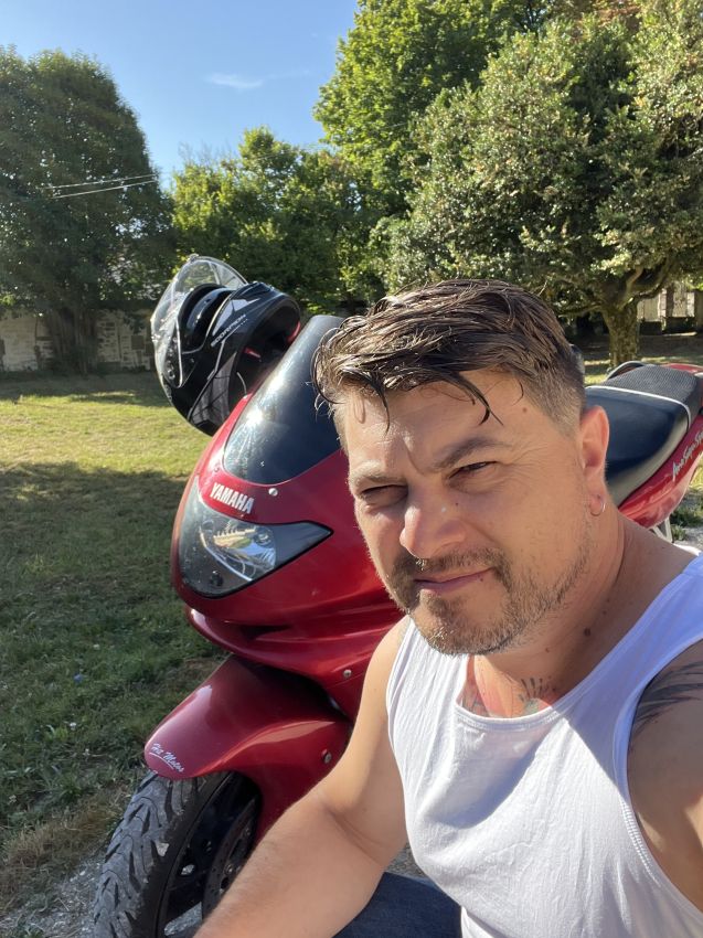 Profil de Aldin, 42 ans, Escort gay à Bauma