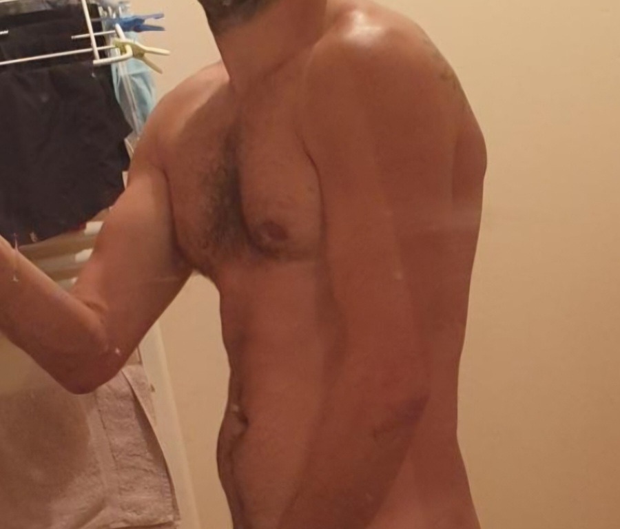 Profil de Gustin, 45 ans, Escort gay à Sternenberg