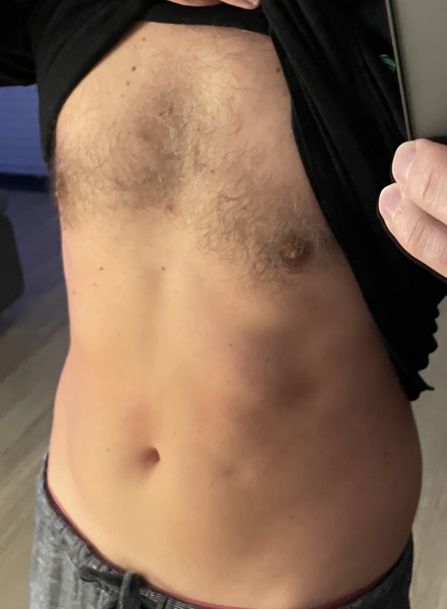 Profil de Luken, 47 ans, Escort gay à Lobsigen