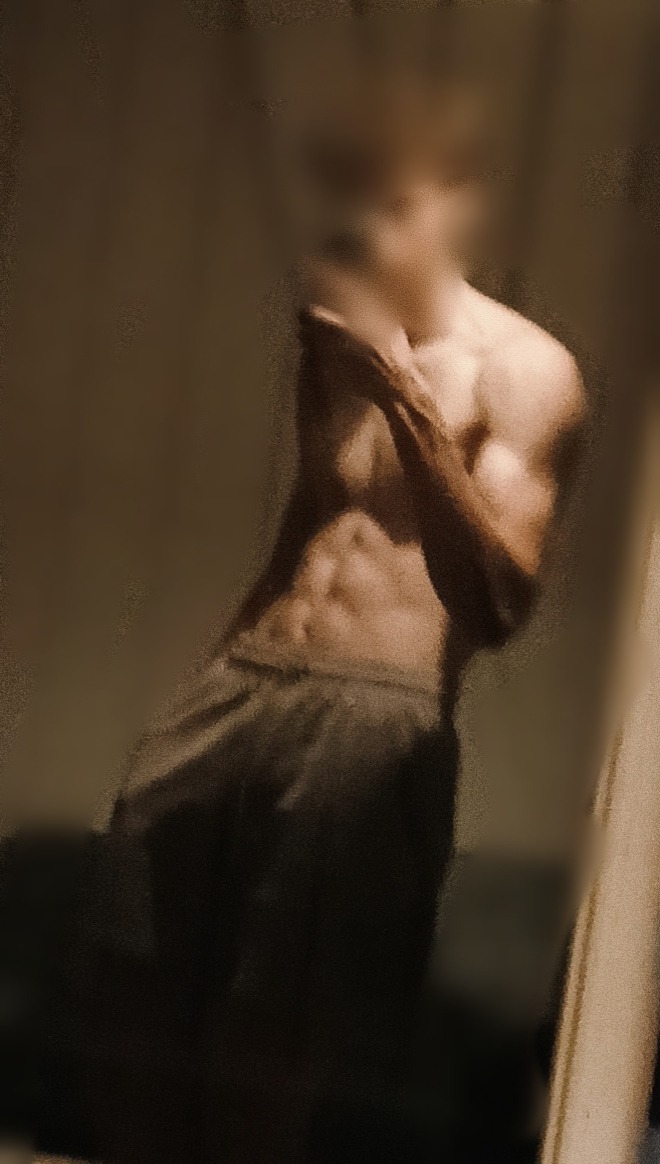 Profil de Landry, 19 ans, Escort gay à Morschach