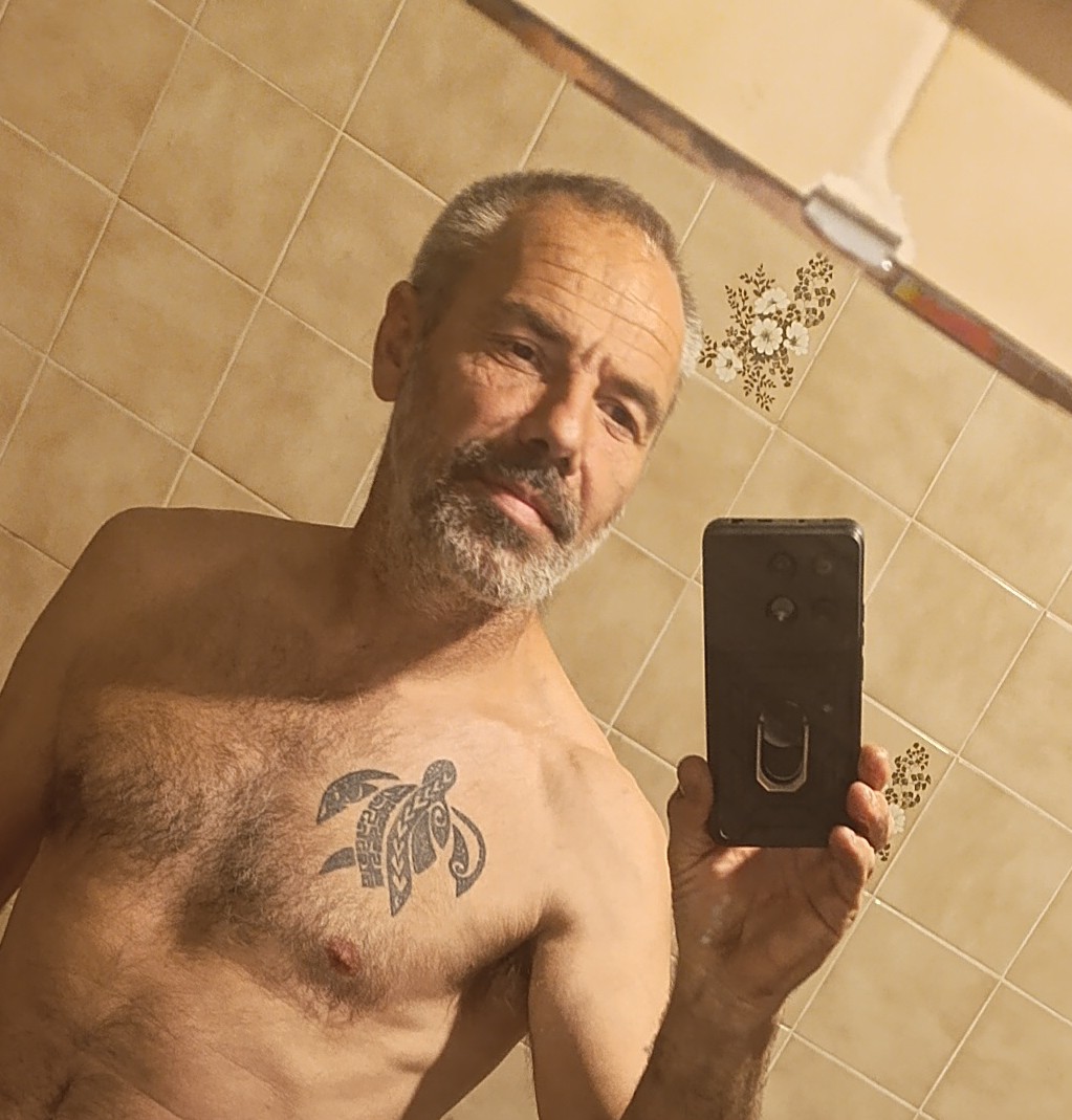 Profil de Shaine, 50 ans, Escort gay à Balsthal