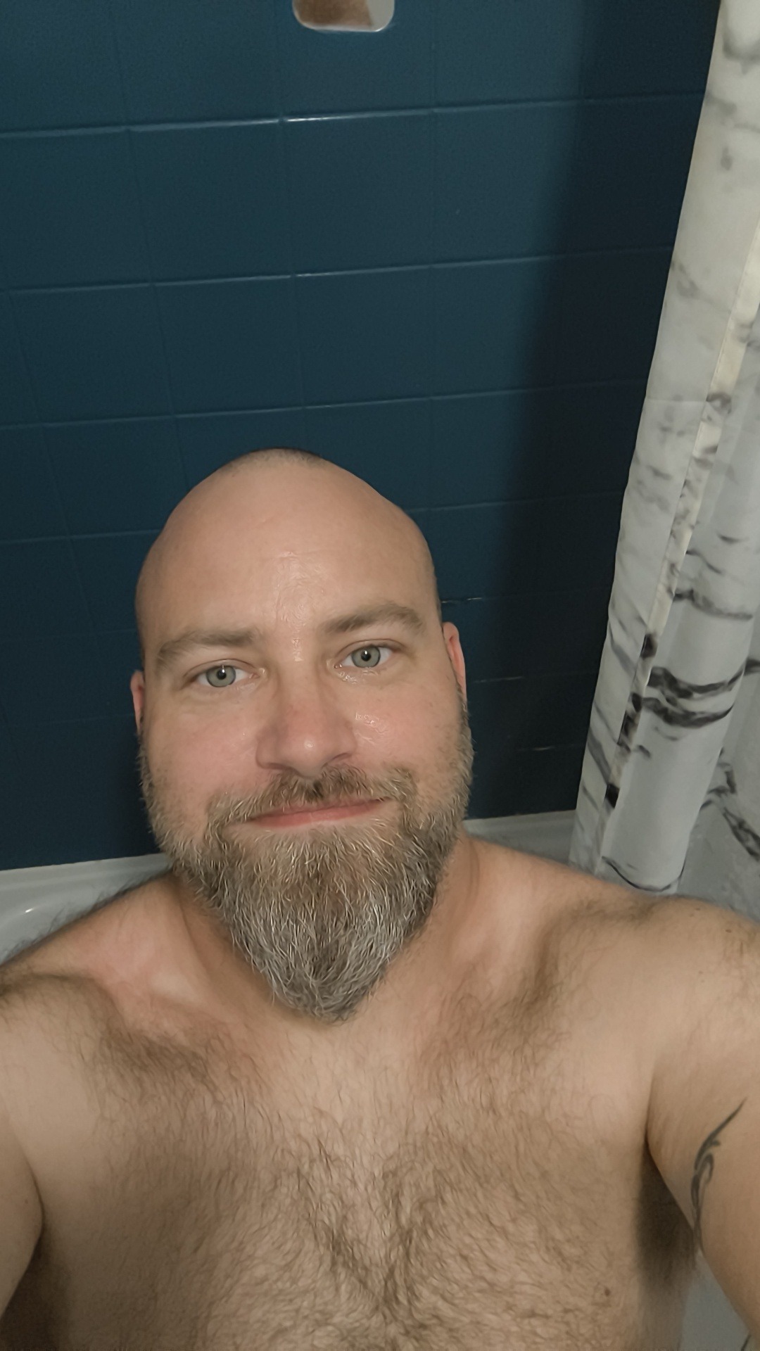 Profil de Keita, 42 ans, Escort gay à Witterswil