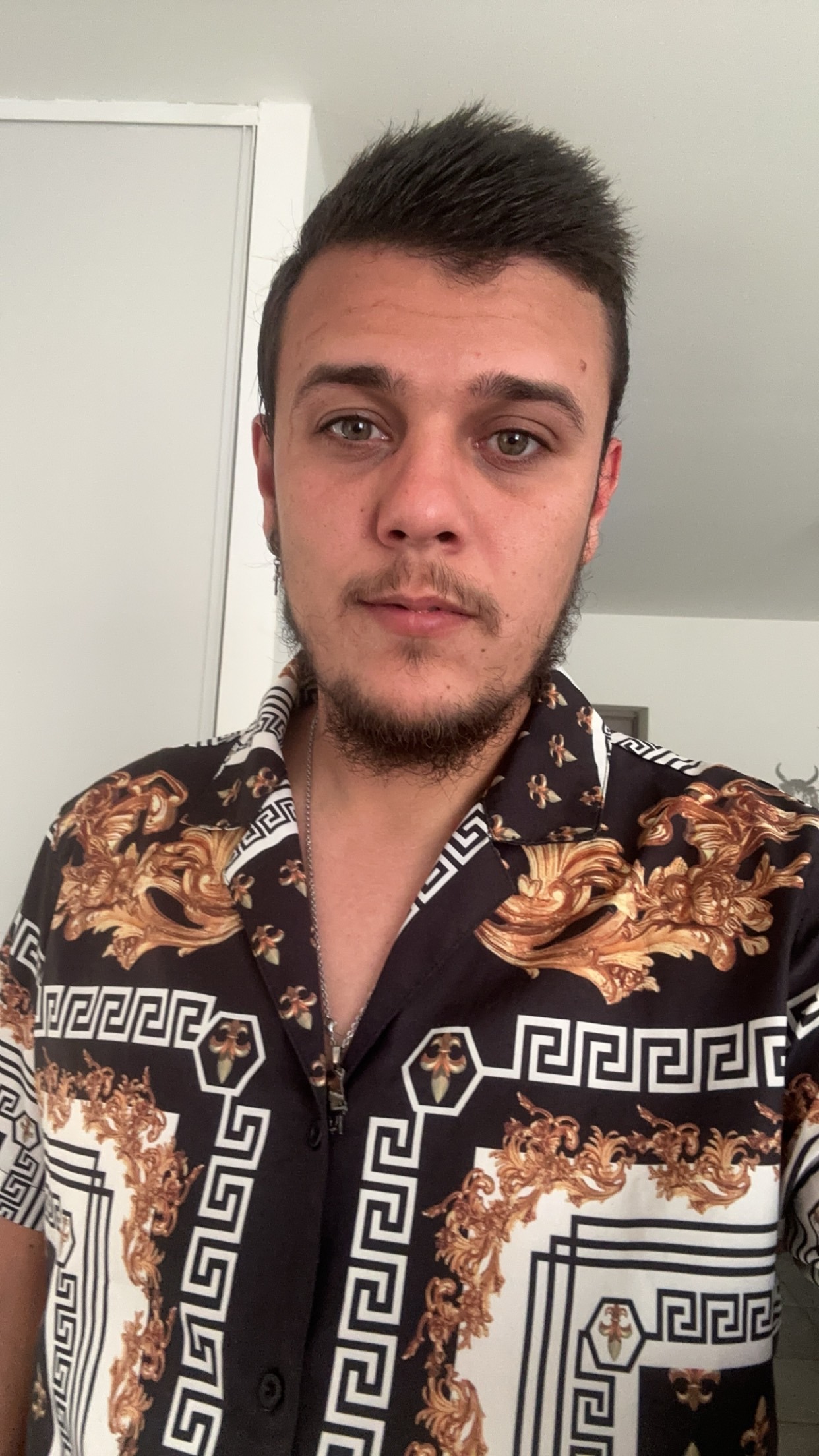 Profil de Jude, 28 ans, Escort gay à Schuders