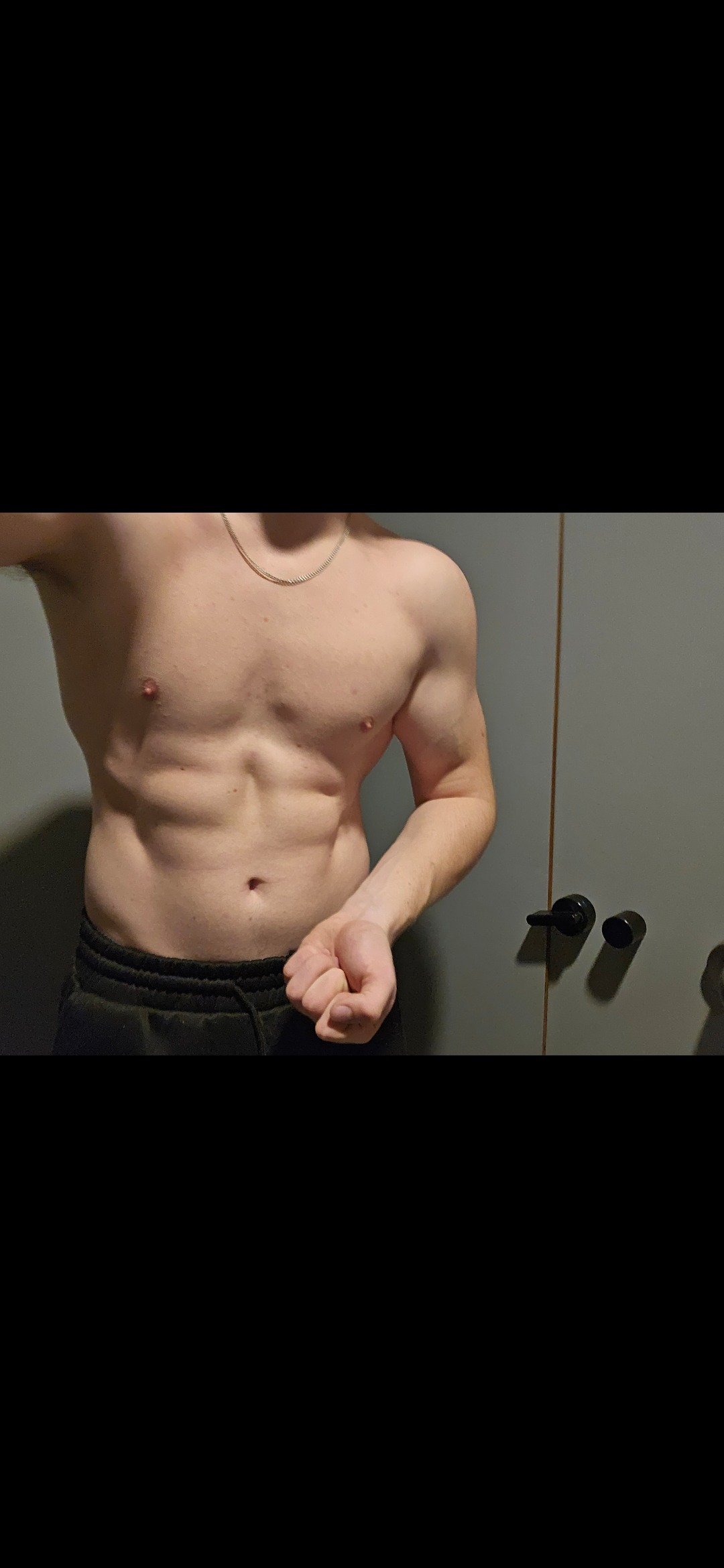 Profil de Alpay, 19 ans, Escort gay à Innerberg