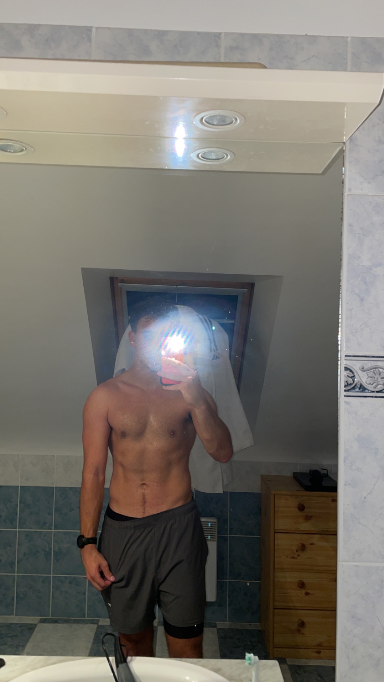 Profil de Travys, 25 ans, Escort gay à Fex