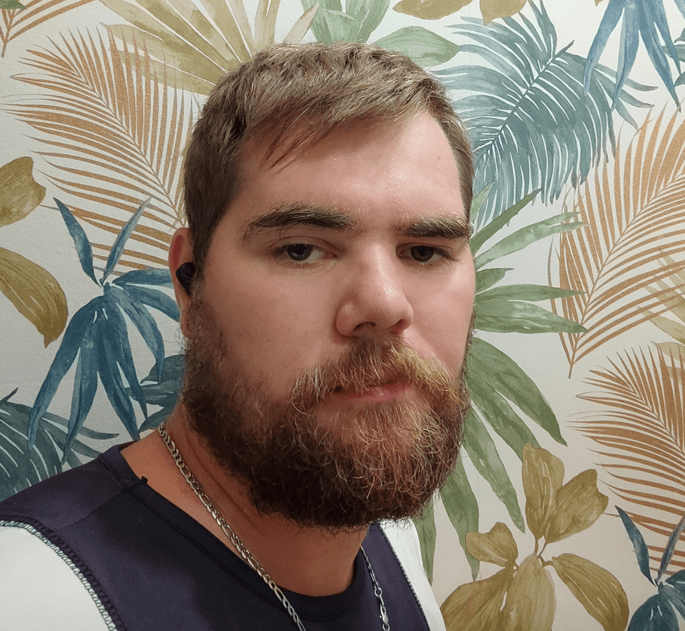 Profil de Nahyl, 31 ans, Escort gay à Chenaux