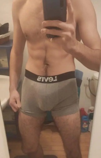 Profil de Ephrem, 36 ans, Escort gay à Matt