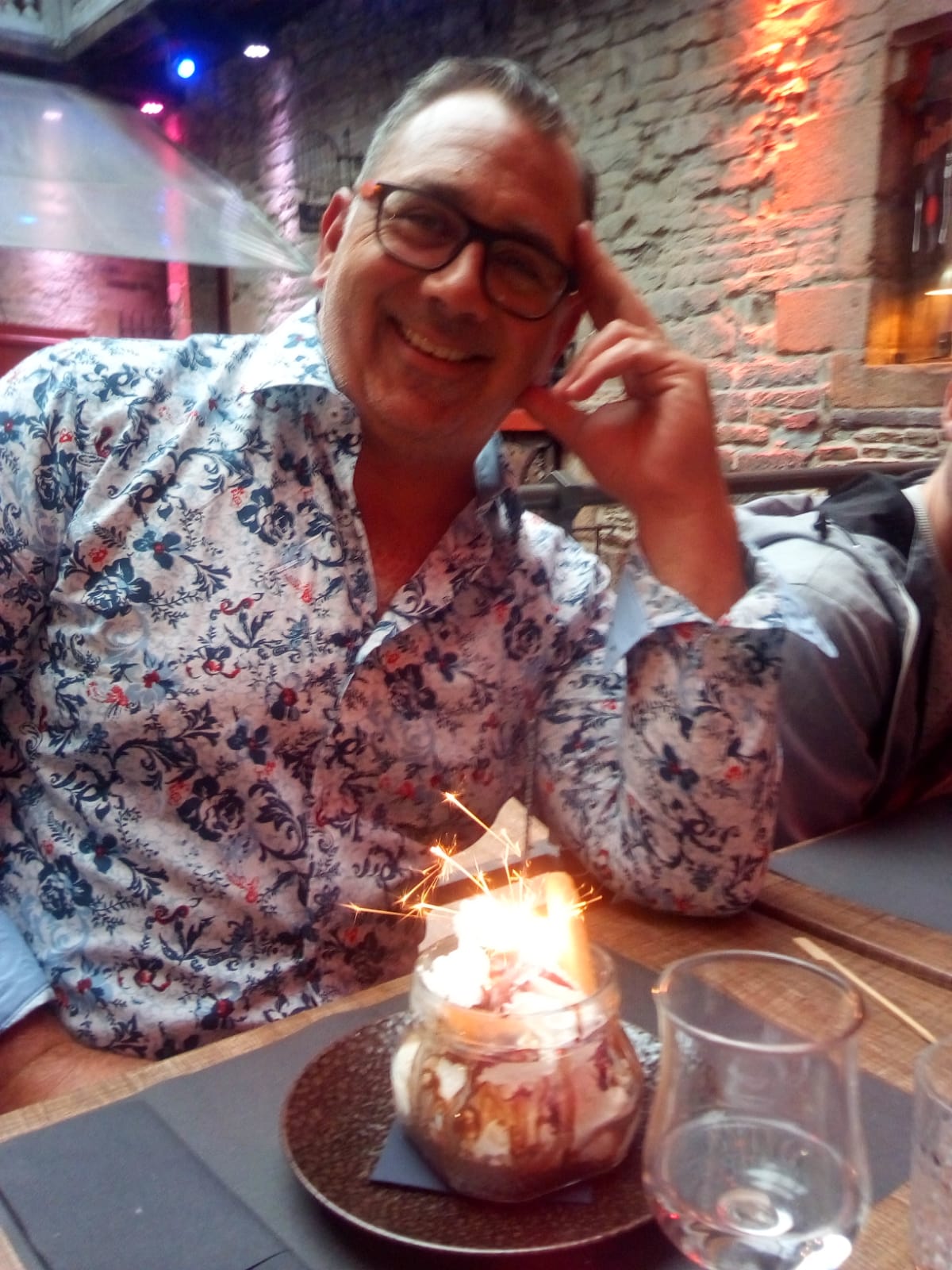 Profil de Mari, 46 ans, Escort gay à Summaprada