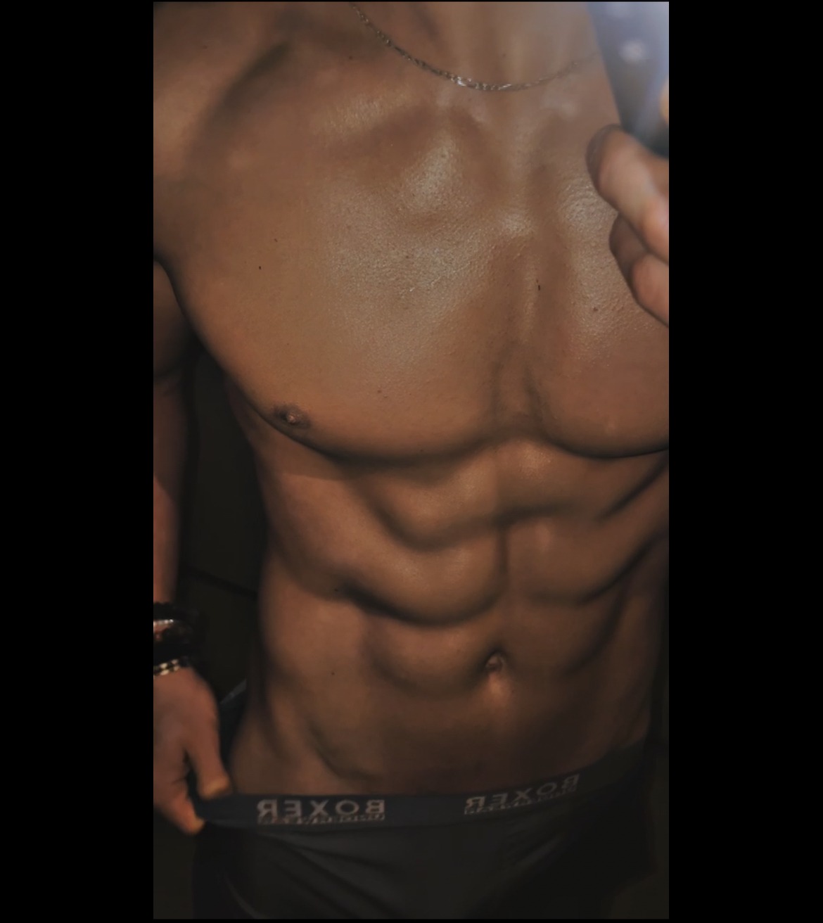 Profil de Lael, 24 ans, Escort gay à Gilly