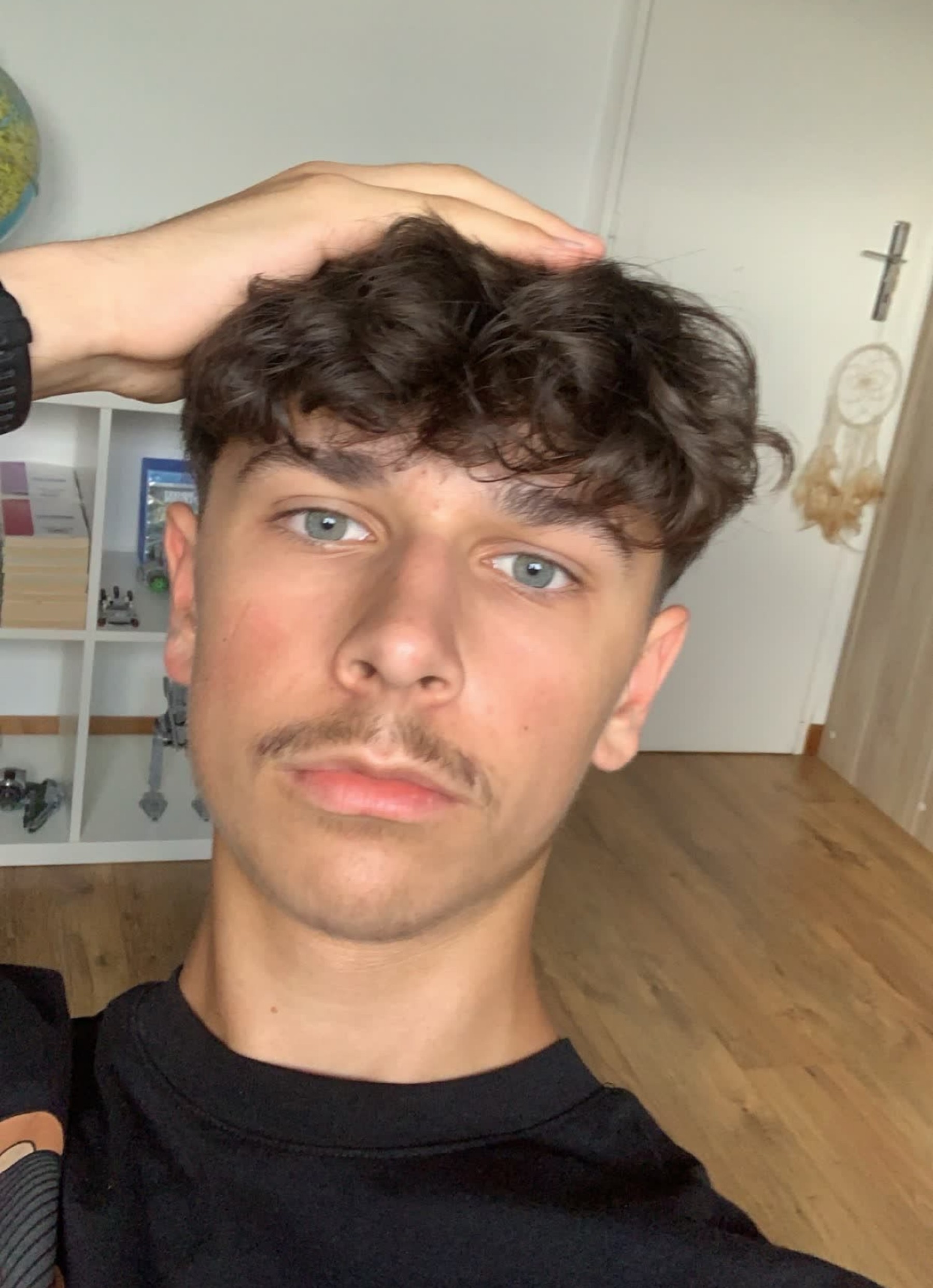 Profil de Gisel, 19 ans, Escort gay à Vignogn