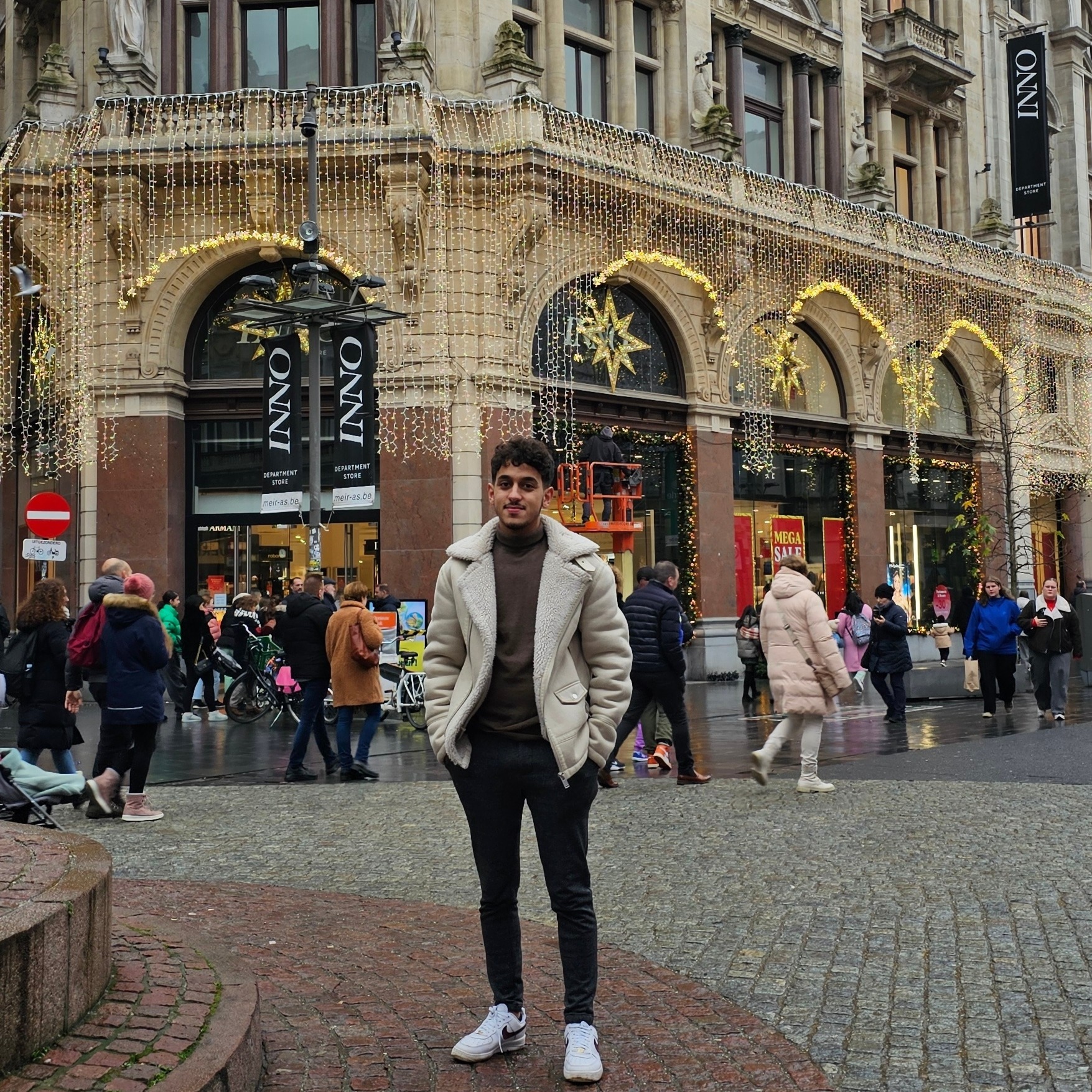 Profil de Omid, 24 ans, Escort gay à Bettlach