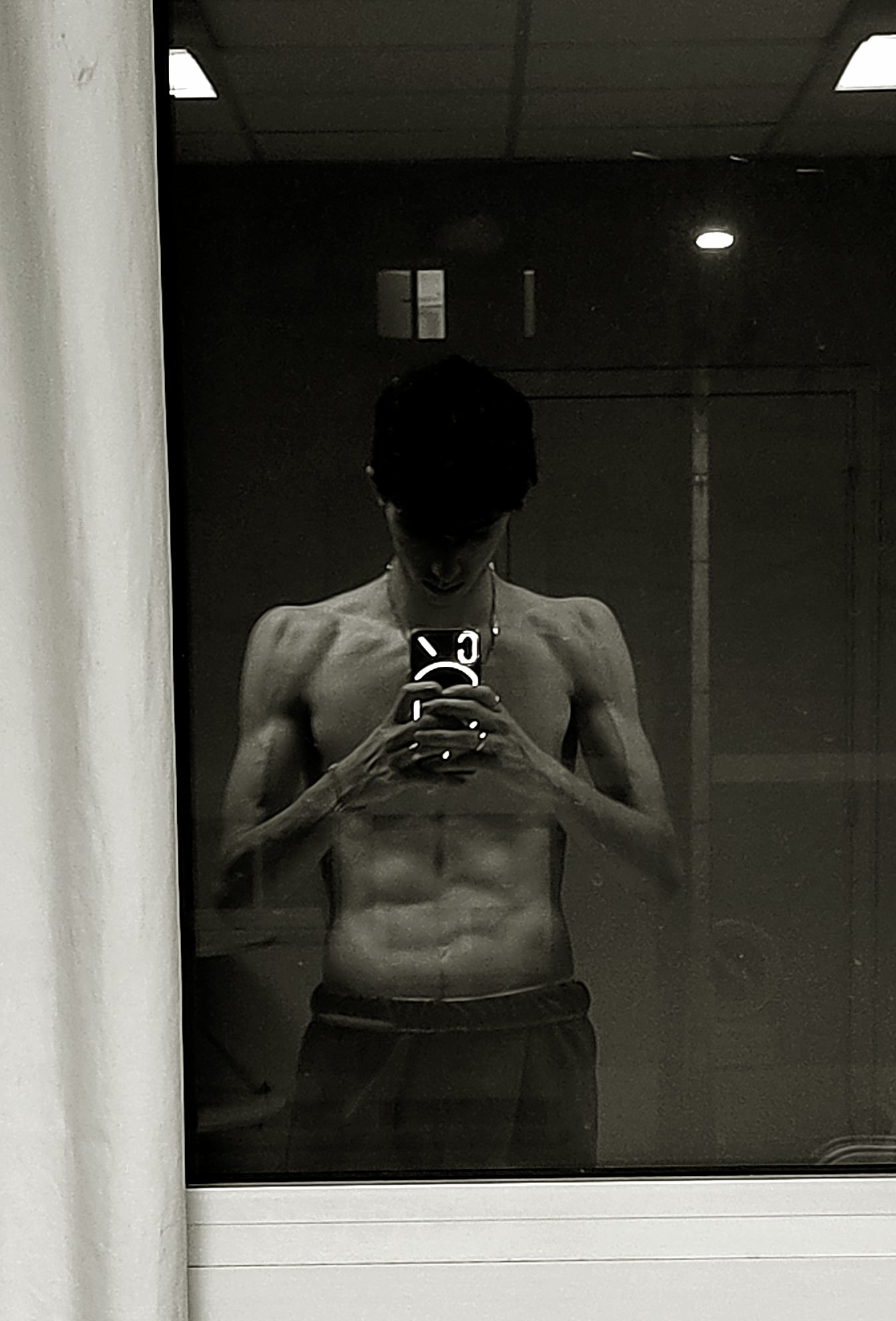 Profil de Nima, 21 ans, Escort gay à Sergey