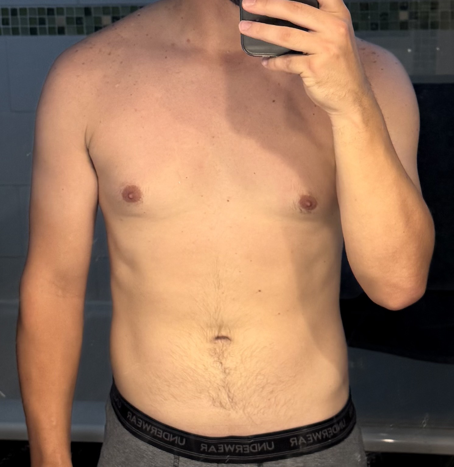Profil de Hachemi, 34 ans, Escort gay à Penthalaz