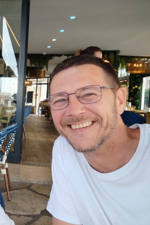 Profil de Vasile, 46 ans, Escort gay à Massongex