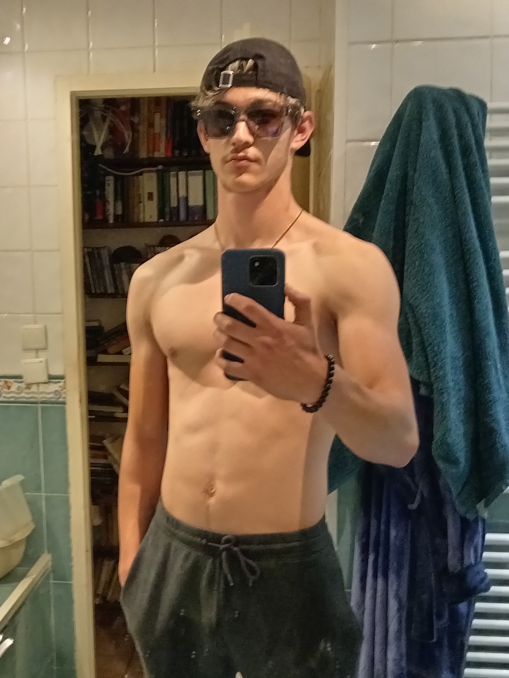 Profil de Iann, 20 ans, Escort gay à Almens