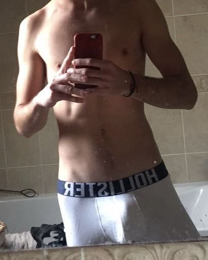 Profil de Allann, 26 ans, Escort gay à Honau